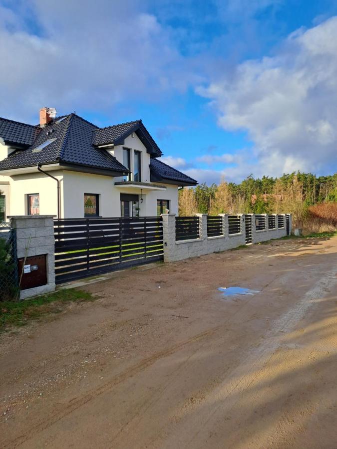 Nadmorski Dom Pod Lasem Mieroszyno Exterior foto